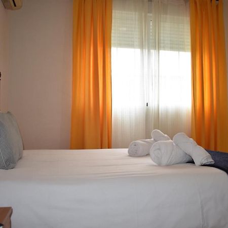 Hotel El Ancla Вилянуева де ла Каняда Екстериор снимка