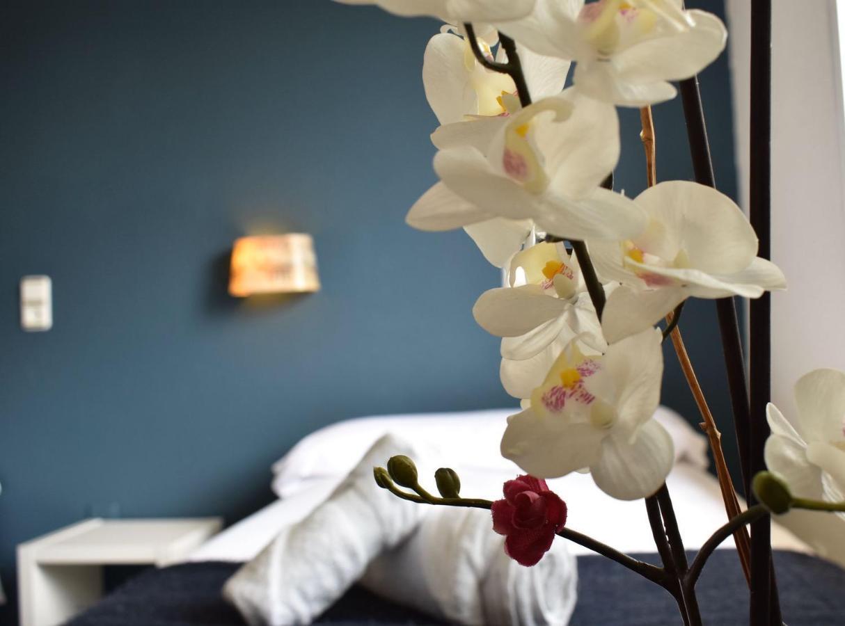 Hotel El Ancla Вилянуева де ла Каняда Екстериор снимка