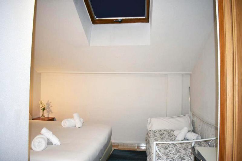 Hotel El Ancla Вилянуева де ла Каняда Екстериор снимка